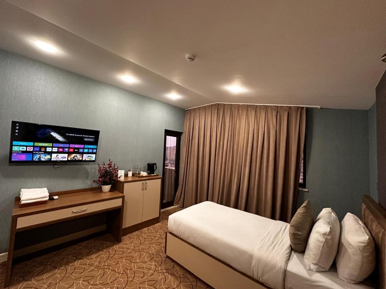 Royal Meridien Hotel บากู ภายนอก รูปภาพ
