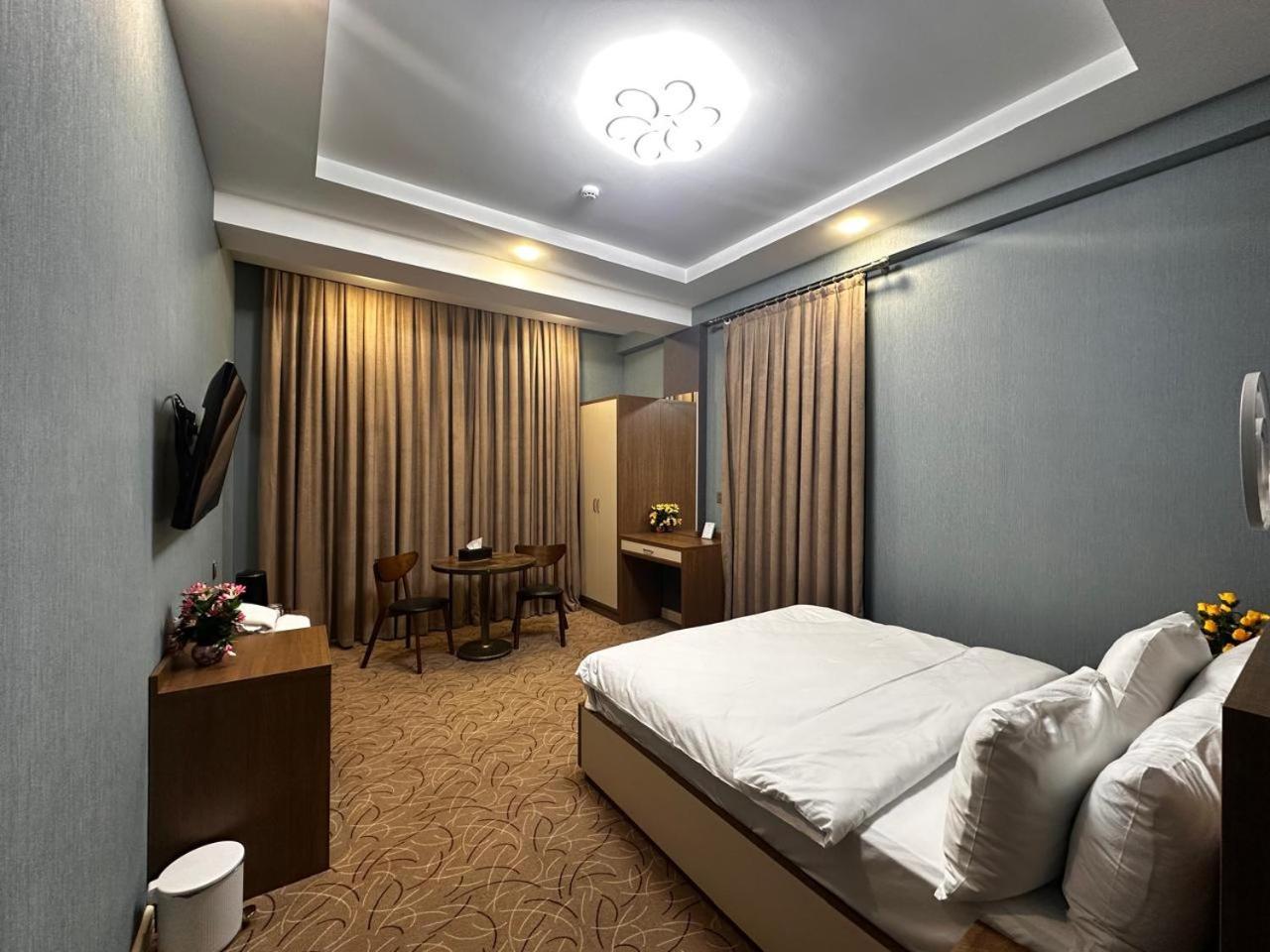 Royal Meridien Hotel บากู ภายนอก รูปภาพ
